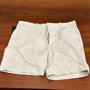 J. Crew Men's Light Tan Flat Front Shorts